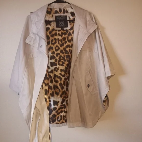 Hilary Radley trench style cape coat - Picture 9 of 10